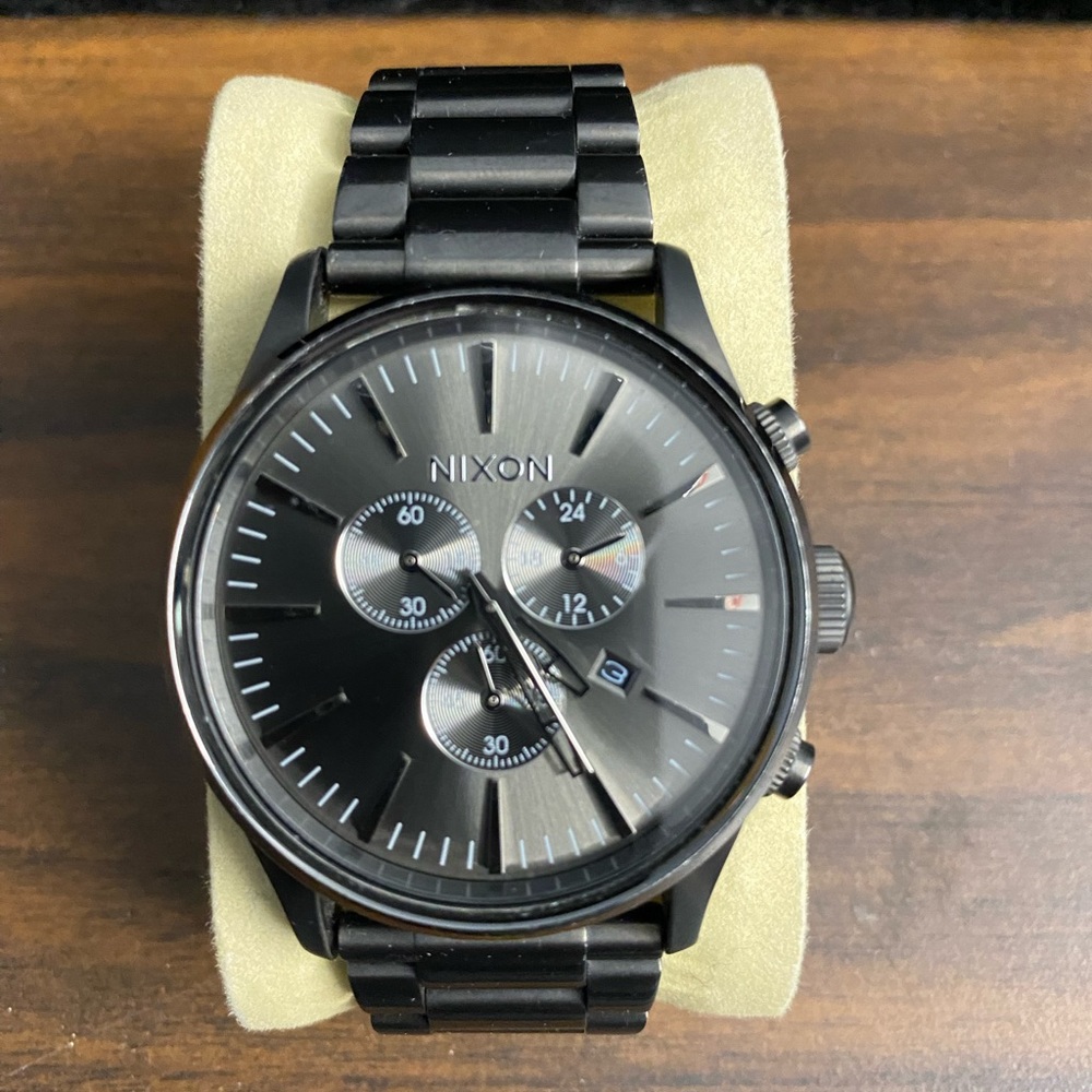 Nixon sentry chrono